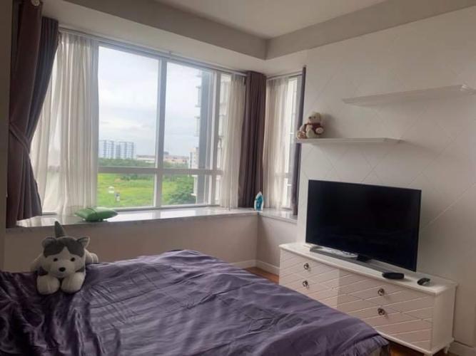 Phòng ngủ căn hộ Sunrise City, Quận 7 Căn hộ Sunrise City tầng 4, có 2 phòng ngủ đón view thoáng mát.