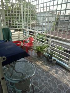 Bên trong nhà phố Linh Tây Thủ Đức Nhà phố hướng Tây Bắc, bàn giao sổ hồng riêng, diện tích 48.3m2.