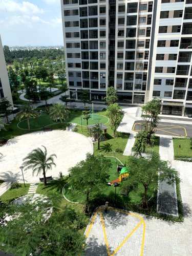 Tiện ích Vinhomes Grand Park, Quận 9 Căn hộ Vinhomes Grand Park tầng 8 thiết kế hiện đại, nội thất cơ bản.
