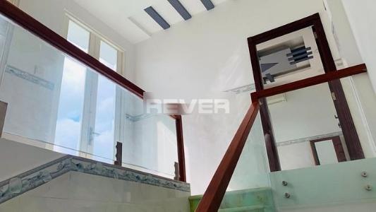 Nhà phố Quận 4 Nhà phố mặt tiền đường số 4, thiết kế 1 trệt 1 lửng 3 lầu view Bitexco.