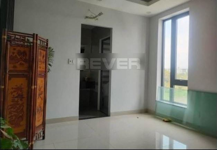 Văn phòng Quận 9 Văn phòng diện tích 90m2, mặt tiền đường Liên Phường rộng 30m.