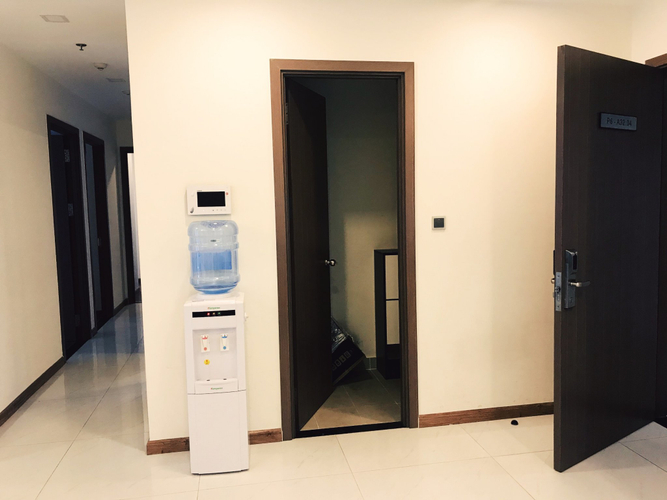 Căn hộ Vinhomes Central Park, Quận Bình Thạnh Căn hộ cao cấp Vinhomes Central Park tầng 39, bàn giao nội thất cơ bản.