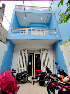 Nhà phố Quận Tân Phú Nhà phố cửa hướng Đông Nam diện tích 98.1m2, nội thất cơ bản.