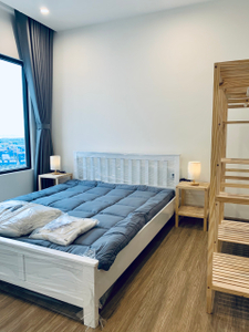 Căn hộ Vinhomes Grand Park, Quận 9 Căn hộ Vinhomes Grand Park tầng 23 cửa hướng Đông Nam, đầy đủ nội thất.