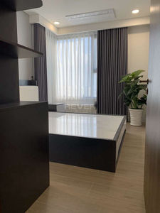 Căn hộ Kingdom 101, Quận 10 Căn hộ Kingdom 101 tầng thấp diện tích 71m2, bàn giao đầy đủ nội thất.