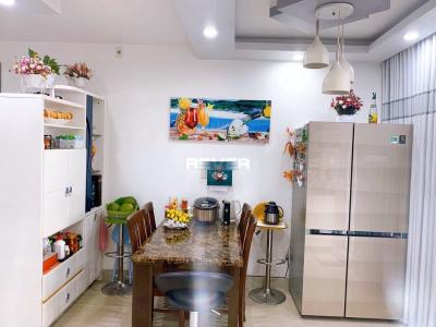 Phòng bếp căn hộ chung cư Hoàng Kim Thế Gia, Bình Tân Căn hộ Hoàng Kim Thế Gia tầng 6 thoáng mát, đầy đủ nội thất.