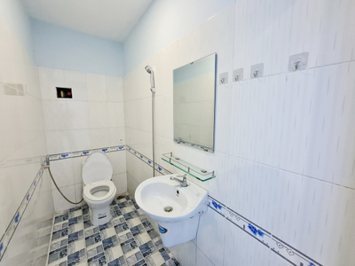 Nhà phố Huyện Nhà Bè Nhà phố KDC Sài Gòn Mới diện tích 52m2, bàn giao nội thất cơ bản.