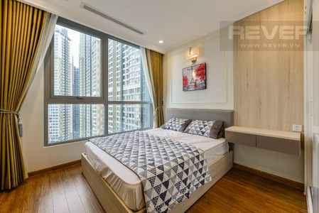 Căn hộ Vinhomes Central Park, Quận Bình Thạnh Căn hộ Vinhomes Central Park tầng 21 có 3 phòng ngủ, không gian thoáng đãng.