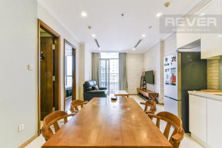 Phòng ăn và bếp căn hộ VINHOMES CENTRAL PARK Căn hộ Vinhomes Central Park hướng ban công tây nam đầy đủ nội thất diện tích 54m²