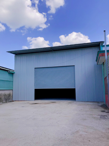 Nhà xưởng kho bãi Quận 9 Nhà xưởng kho bãi diện tích 400m2, mặt tiền đường Long Thuận.