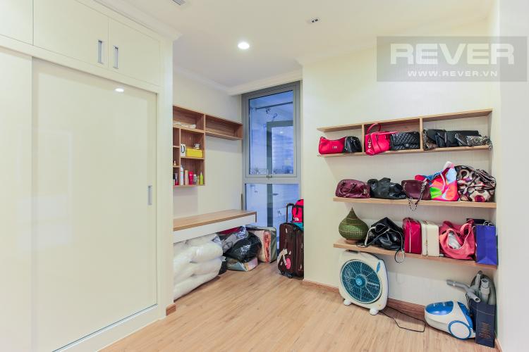 Phòng Ngủ 3 Căn hộ Vinhomes Central Park tầng cao L2, 3 phòng ngủ, nội thất đầy đủ