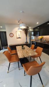 Căn hộ Empire City, Quận 2 Căn hộ Empire City thiết kế kỹ lưỡng, đầy đủ nội thất và tiện ích.