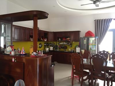 Nhà phố Quận 9 Nhà phố KDC Hưng Phú kết cấu 1 trệt 3 lầu, có Gara để xe hơi trong nhà.