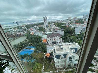  Căn hộ La Casa tầng 9 view thành phố mát mẻ, đầy đủ nội thất.