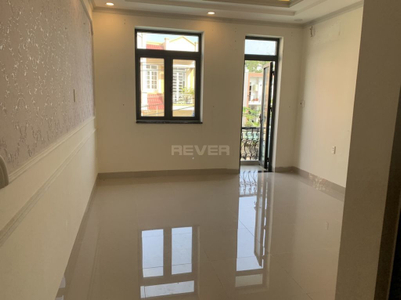 Nhà phố Quận Thủ Đức Nhà phố thiết kế 1 trệt, 3 lầu mới xây rất chắc chắn, không có nội thất.