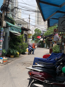 Nhà phố Quận 8 Nhà phố thiết kế 1 trệt, 1 lầu diện tích 30m2, cách đường Chánh Hưng 60m.