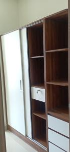  Căn hộ Topaz Elite tầng cao nội thất cơ bản, view thoáng mát.