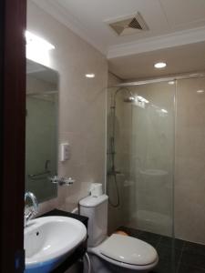 Toilet The Manor Quận Bình Thạnh Căn hộ The Manor tầng trung, đầy đủ nội thất