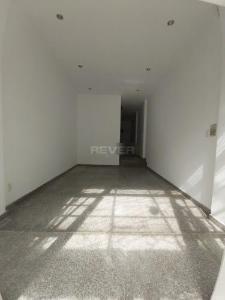  Nhà phố kết cấu 1 trệt 3 lầu, hẻm xe hơi rộng rãi khu dân cư đông đúc.