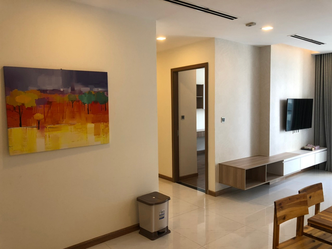 Căn hộ Vinhomes Central Park, Quận Bình Thạnh Căn hộ Vinhomes Central Park tầng 31 diện tích 116m2, đầy đủ nội thất.