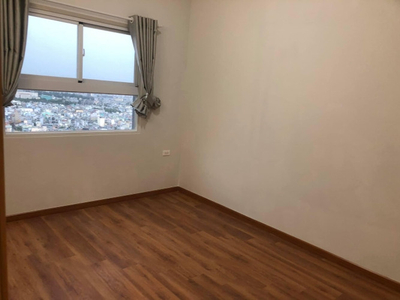 Căn hộ Carillon 7, Quận Tân Phú Căn hộ Carillon 7 tầng 23 thiết kế 3 phòng ngủ, nội thất cơ bản.