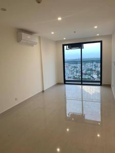 Phòng khách Vinhomes Grand Park, Quận 9 Căn hộ Vinhomes Grand Park hướng Tây Nam, không nội thất. 