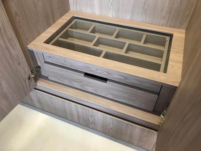 Phòng ngủ căn hộ Saigon South Residence Căn hộ thô tầng cao Saigon South Residence, view nội khu.