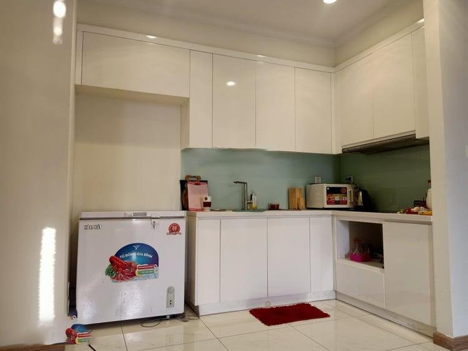 Căn hộ Vinhomes Central Park, Quận Bình Thạnh Căn hộ Vinhomes Central Park tầng 18 diện tích 81m2, đầy đủ nội thất.