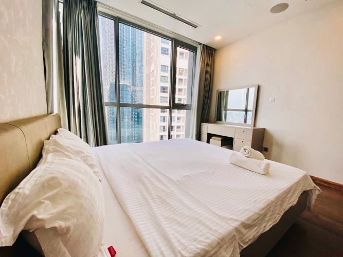 Phòng ngủ căn hộ VINHOMES CENTRAL PARK Căn hộ Vinhomes Central Park đầy đủ nội thất diện tích 80m².