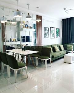 Phòng khách Summer Square, Quận 6 Căn hộ Summer Square tầng trung