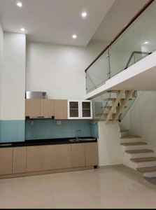 Căn hộ La Astoria, Quận 2 Căn hộ La Astoria tầng 9 view đón gió mát, bàn giao nội thất cơ bản.