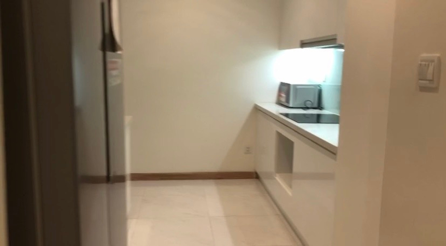 Căn hộ Vinhomes Central Park, Quận Bình Thạnh Căn hộ Vinhomes Central Park tầng 20 thiết kế hiện đại, cửa hướng Tây Nam.