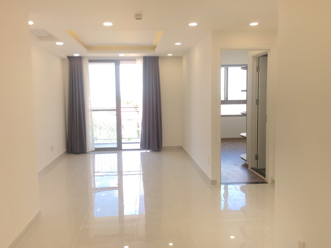 Bên trong Saigon South Residence Căn hộ Saigon South Residence tầng 4 thiết kế kỹ lưỡng, nội thất cơ bản.