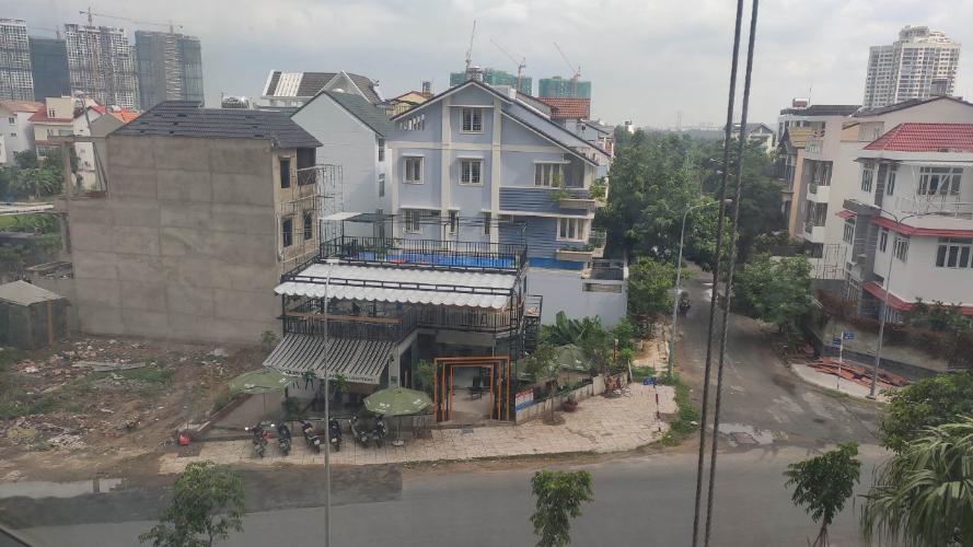 view cảnh căn hộ The Sun Avenue Căn hộ The Sun Avenue tầng thấp diện tích 40m2, view nội khu.