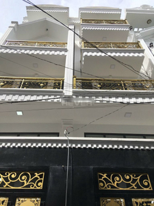 Nhà phố Quận Bình Tân Nhà phố diện tích 52m2 có sổ hồng riêng, ngay ngã tư Bốn Xã.