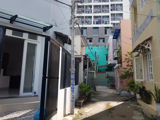 Cổng vào Bán nhà phố đường Nguyễn Duy Trinh phường Bình Trưng Tây quận 2, diện tích đất 39.4m2
