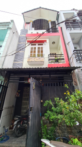 Mặt tiền nhà phố Quận Bình Tân Nhà phố có sổ hồng riêng, kết cấu 3 tầng đúc chắc chắn nội thất cơ bản.