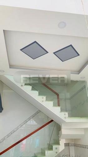 Nhà phố Quận 4 Nhà phố mặt tiền đường số 4, thiết kế 1 trệt 1 lửng 3 lầu view Bitexco.