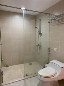 Toilet Saigon Pearl Quận Bình Thạnh Căn hộ Saigon Pearl đầy đủ nội thất, view thành phố