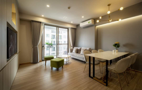 Căn hộ Saigon South Residence tầng 5 có 3 phòng ngủ, đầy đủ tiện ích.