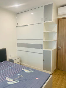 Căn hộ Vinhomes Grand Park, Quận 9 Căn hộ Vinhomes Grand Park tầng 4 đầy đủ nội thất, cửa hướng Đông Bắc.