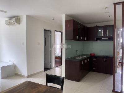 Không gian căn hộ The Harmona, Tân Bình Căn hộ The Harmona tầng 1 ban công thoáng mát, nội thất cơ bản hiện đại. 