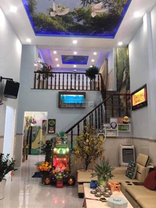 Nhà phố Huyện Hóc Môn Nhà phố diện tích 136m2 không gian thoáng đãng, nội thất cơ bản.