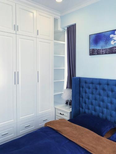 Phòng ngủ căn hộ Sunrise Riverside, Huyện Nhà Bè Căn hộ Sunrise Riverside ban công hướng Tây, thiết kế hiện đại.