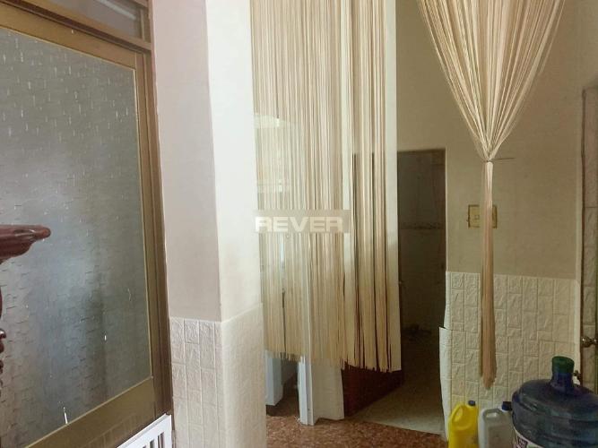 Chung cư 189b Cống Quỳnh Tầng trệt chung cư 189B Cống Quỳnh có sân trước nhà rộng 40m2.