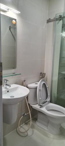 Căn hộ Lavita Charm, QuậnThủ Đức Căn hộ Lavita Charm tầng 16, ban công rộng rãi đón gió thoáng mát.