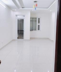 Văn phòng diện tích 30m2 mặt tiền đường Trần Lựu, không có nội thất.