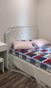 Căn hộ Hado Centrosa Garden , Quận 10 Căn hộ HaDo Centrosa Garden tầng 8, đầy đủ nội thất hiện đại.