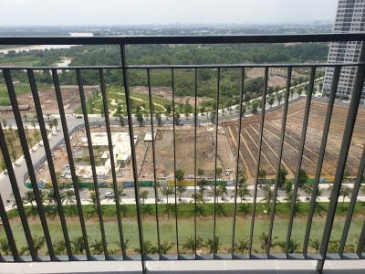 Ban công căn hộ Vinhomes Grand Park Căn hộ Vinhomes Grand Park tầng 19 view nội khu, chưa có nội thất.