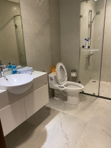  Căn hộ có 1 phòng ngủ Vinhomes Central Park tầng 38, đầy đủ nội thất.